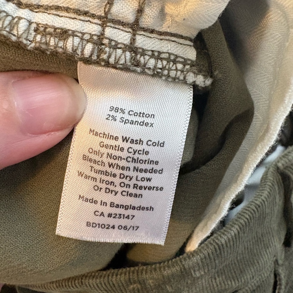 TALBOTS Slim Ankle Corduroy Pant Frayed‎ Hem Curvy Size 8 Olive Green GUC! 0433 - Picture 10 of 10